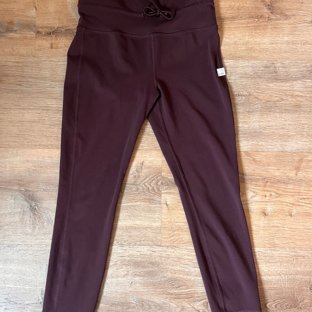 Vuori Red Leggings with Wide Waistband and Adjustable Drawstring